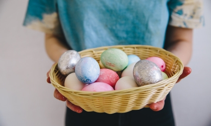 Мало хто знає: три кольори, в які не можна фарбувати яйця на Великдень