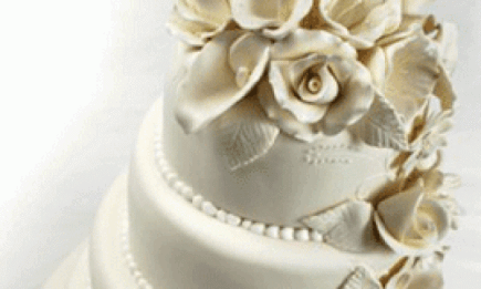 Свадебный торт - главное украшение стола