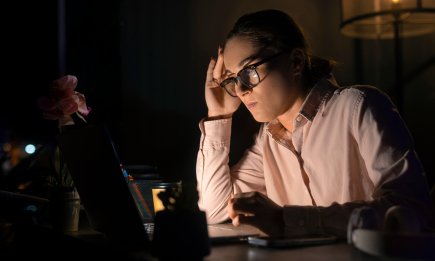 12 привычек, которые незаметно отнимают у вас энергию