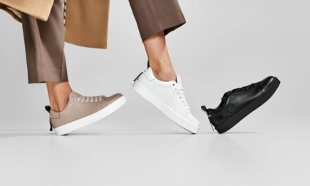 Чорне та біле: головні правила догляду за замшевим взуттям таких кольорів