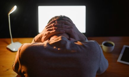 Не только недосыпание и сахар: 5 повседневных привычек, которые незаметно ослабляют иммунитет (ВИДЕО)