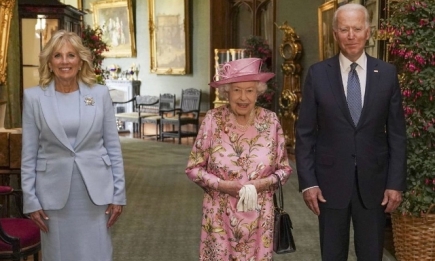 Нарушил протокол: как прошла первая встреча Джо Байдена и королевы Елизаветы II