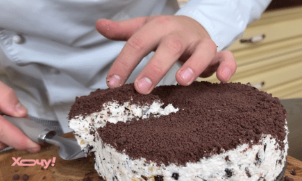 Шикарний тортик без випічки, на який ви витратите 20 хвилин: збережіть рецепт до свят (ВІДЕО)