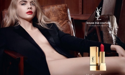 Кара Делевинь позирует голой для рекламы помады Saint Laurent