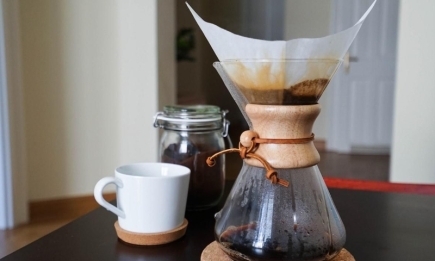 Ви закохаєтесь у цю каву і захочете готувати її вдома: що таке фільтр-кава та як її розпробувати