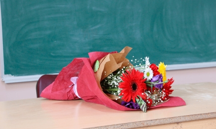 Квіти для улюбленої вчительки на Останній дзвінок: такий букет остаточно розтопить її серце