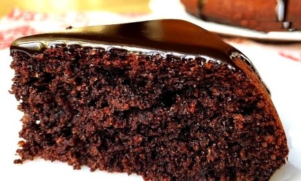 Для этого пирога даже духовку не придется включать: рецепт без мороки (ВИДЕО)