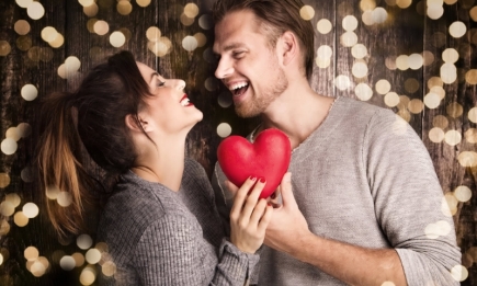 Любимый останется доволен: 50 вариантов подарков на День влюбленных