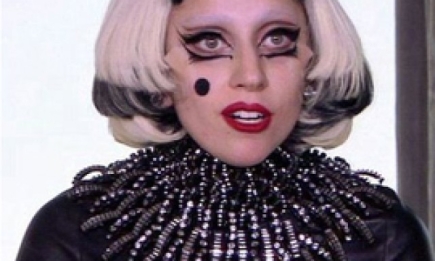 Леди Гага обула туфли-пенисы. ФОТО