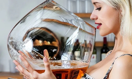 Действительно ли небольшая доза алкоголя "не навредит"? Ученые дали однозначный ответ
