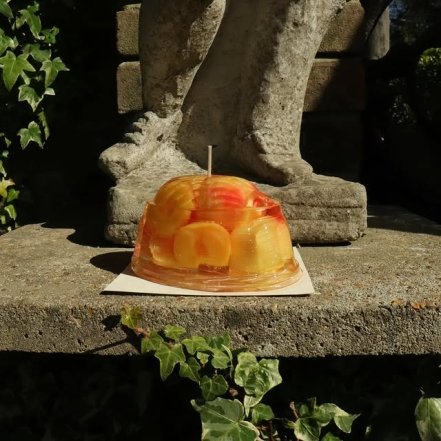 Тренд на реалістичні свічки-десерти