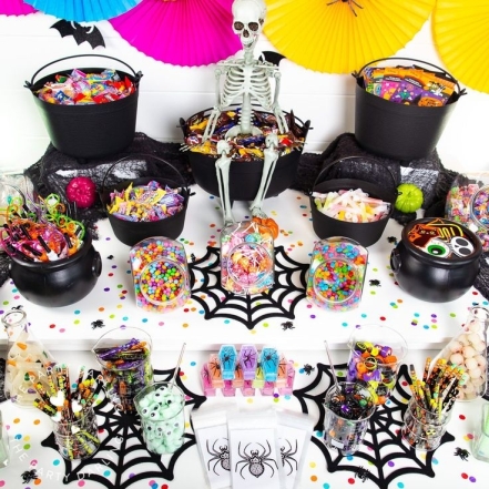 Сервируем стол на Хэллоуин: идеи декора и подачи блюд (ФОТО) - фото №10