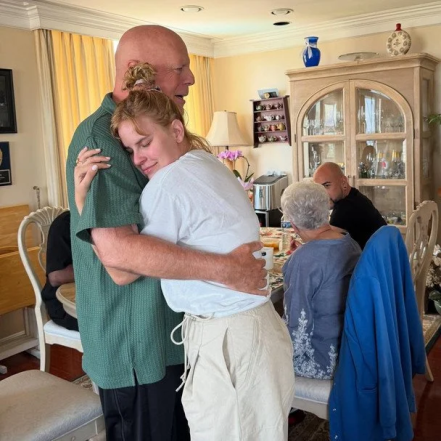 Брюс Вілліс засвітився на рідкісних фото