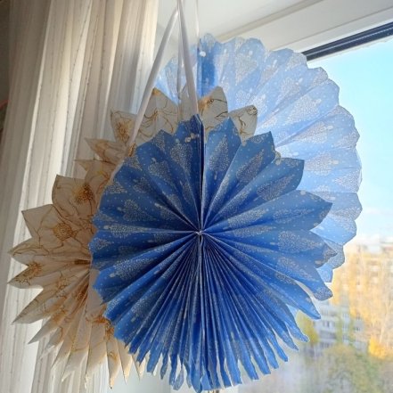 Как сделать рождественскую звезду из бумаги, мастер-класс для детей