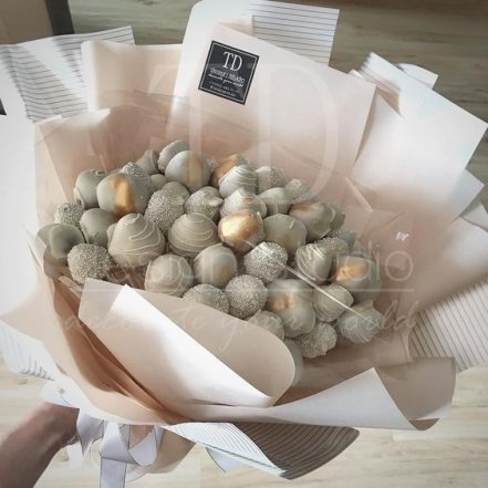 Сладкие и фруктовые: эксклюзивные букеты на День Валентина.