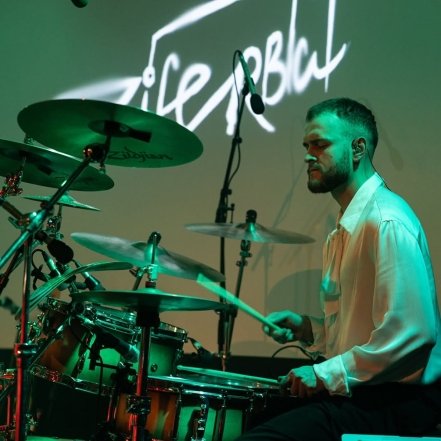 Первый англоязычный тур Ziferblat: в каких странах выступила группа