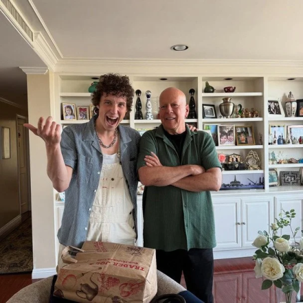 Брюс Вілліс зараз - як виглядає актор