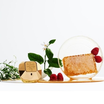 Модні малинові парфуми 2026