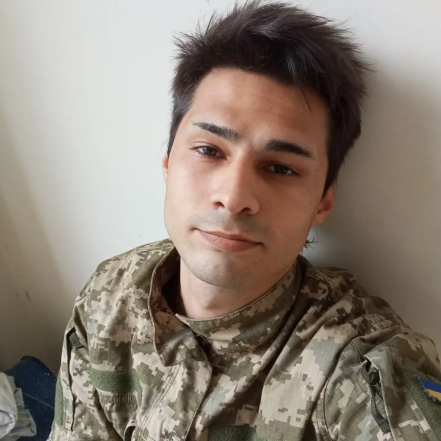 Никита Ломакин в военной форме, фото