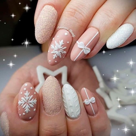 Белые, снежные ногти: стильный маникюр для зимы и Нового года (ФОТО) - фото №8