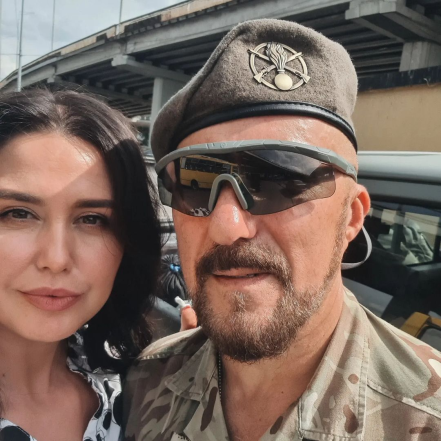 Людмила Барбир с мужем-военным