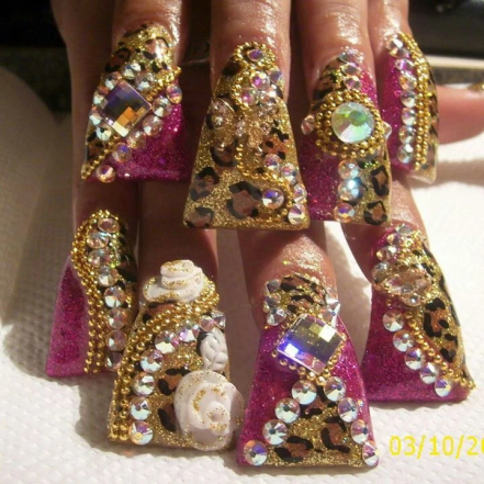 Неудачный дизайн ногтей