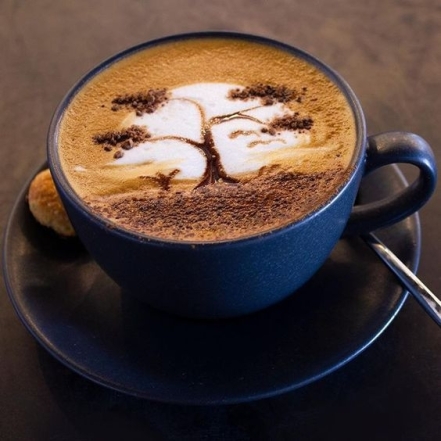 Рисуем на кофе: красивые идеи картинок в чашке (ВИДЕО) - фото №20