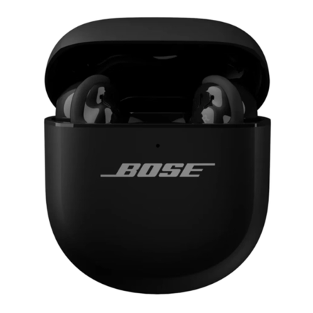 Наушники Bose QuietComfort Ultra в зарядном кейсе