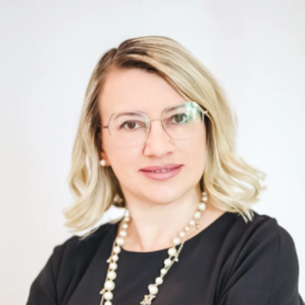 Де зараз дружина Ігоря Смілянського