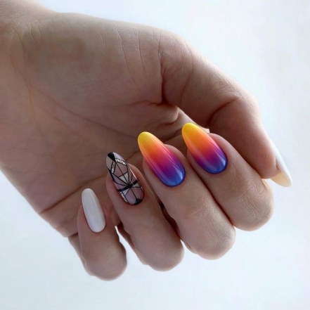 Стильный маникюр: ТОП-20 дизайнов ногтей на лето - фото №10