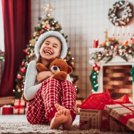 Самые красивые праздничные стихи для детей: про Николая, Рождество, Новый год и зиму— на украинском - фото №11