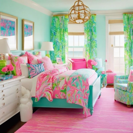 Спальня в розовых и голубых цветах, фото