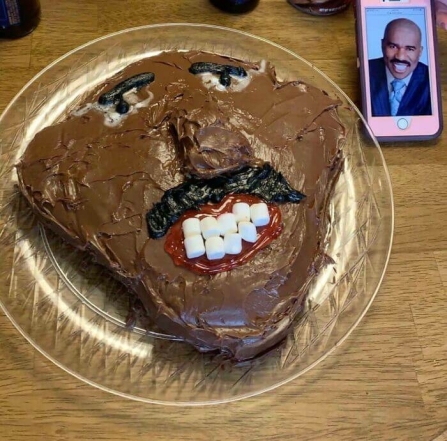 Торт в виде лица Стива Харви