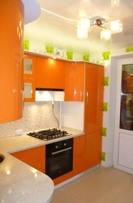 Сміливий дизайн кухні у помаранчевих кольорах (ФОТО) - фото №12