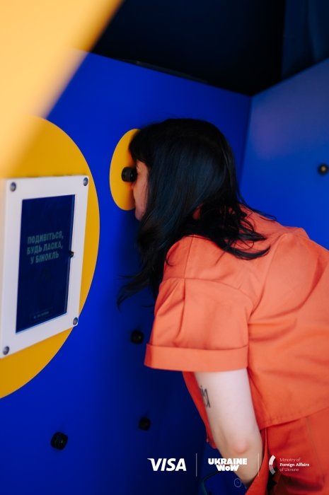 Где найти инсталляцию "Мир глазами Шевченко" в Киеве — адрес, фото, видео