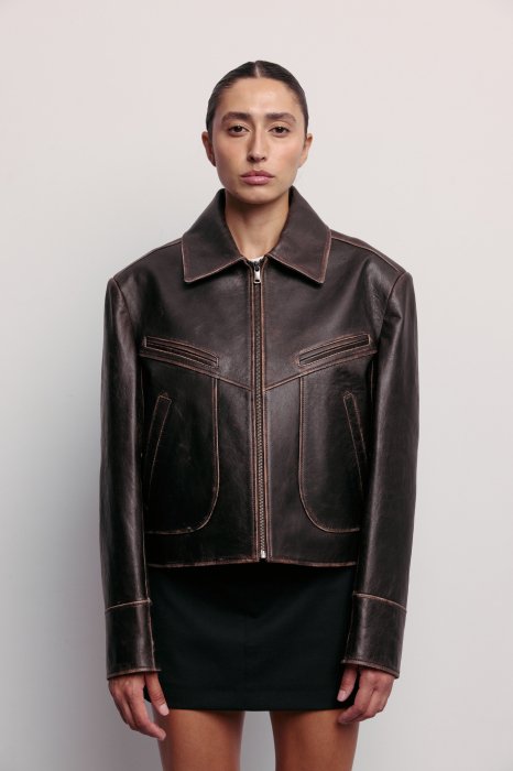 Модные куртки весна 2026 — фото