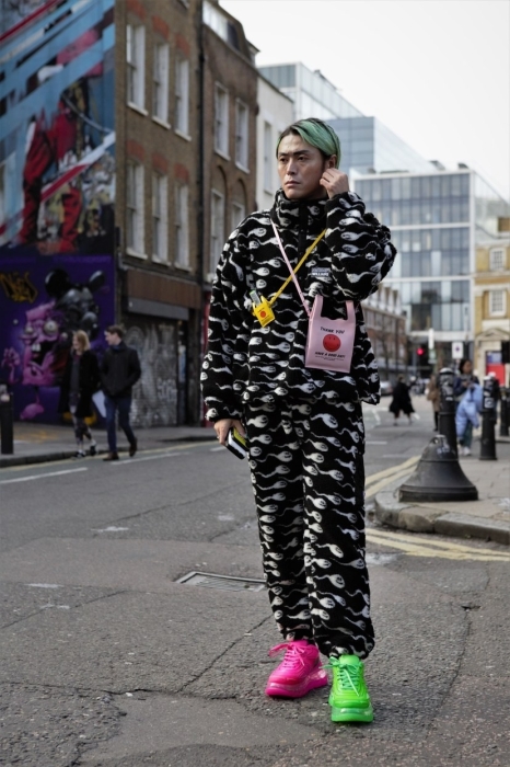 Мужская неделя моды в Лондоне: лучшие стритстайл-образы  - фото №3
