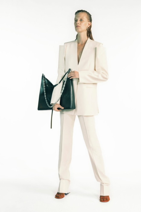 Дебют Мэтью Уильямса и пример безупречного стиля. Почему все обсуждают новую коллекцию Givenchy (ФОТО) - фото №1