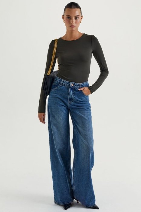 Як носити джинси, щоб виглядати стильно