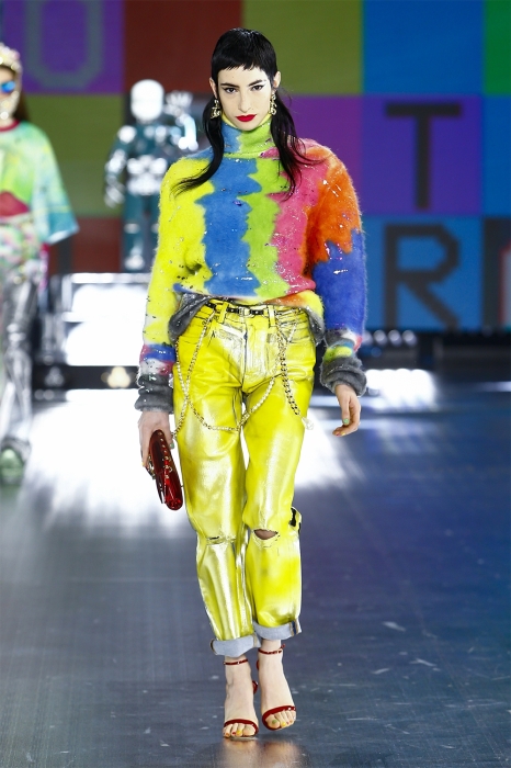 Роботы, поколение Z и киберкультура: Dolce&Gabbana представили новую коллекцию (ФОТО) - фото №1