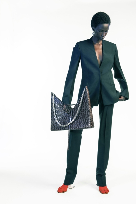 Дебют Мэтью Уильямса и пример безупречного стиля. Почему все обсуждают новую коллекцию Givenchy (ФОТО) - фото №8