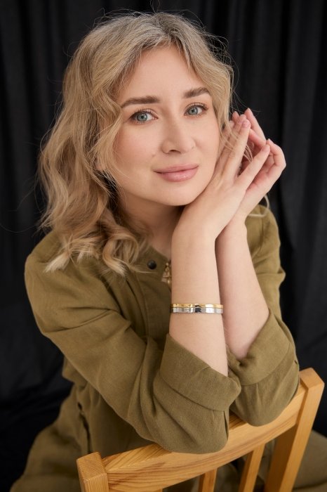 Ломикамінь з цитатами Лесі Українки - де купити, скільки коштує браслет з золота, срібла