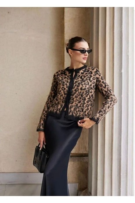 Модные образы с хищными принтами 2026 — фото