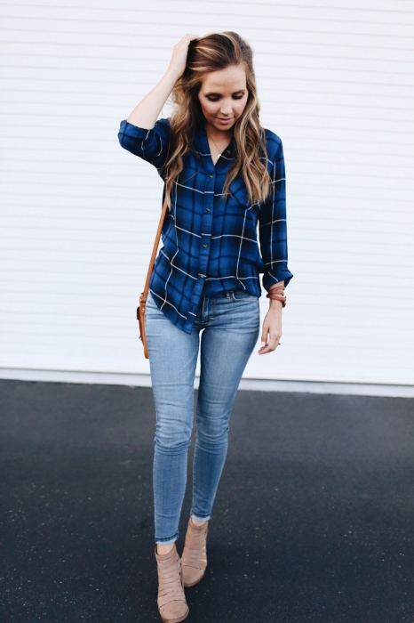 Всегда в моде: 5 стильных сочетаний с джинсами для женщин любого возраста (ФОТО) - фото №9