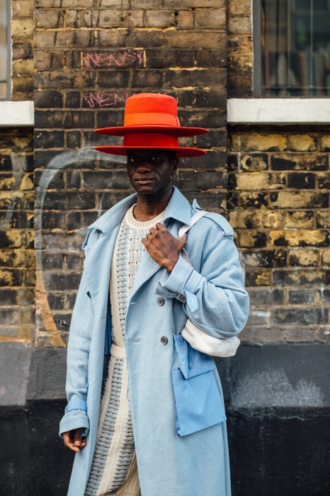 Мужская неделя моды в Лондоне: лучшие стритстайл-образы  - фото №8
