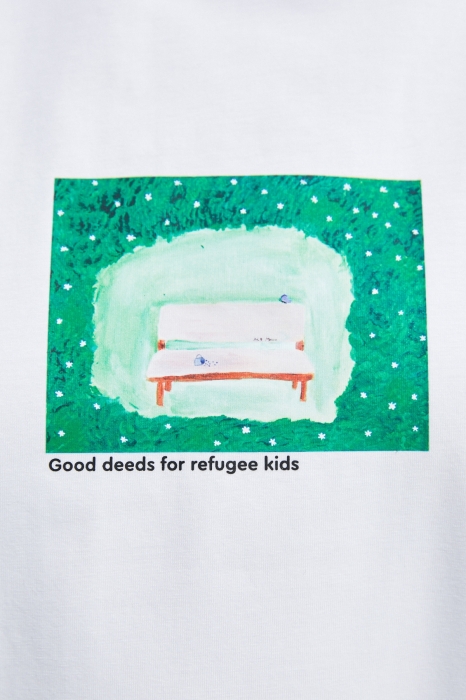 Благотворительная коллекция футболок MustHave