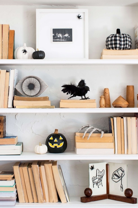 Венки, террариум и свечи: как стильно украсить дом к Хэллоуину (ФОТО) - фото №12