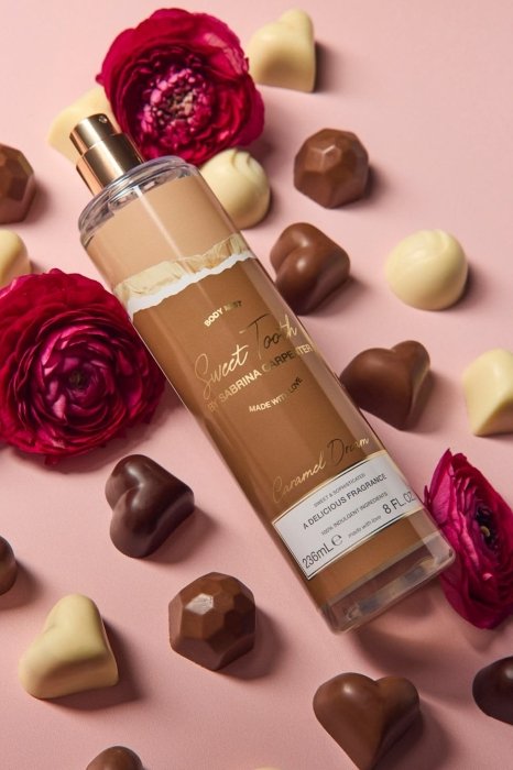 sabrina carpenter sweet tooth mist, фото