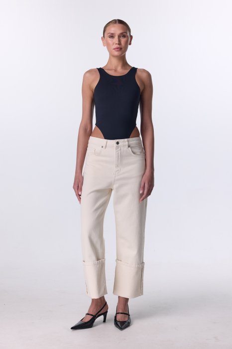 Модні джинси весна 2026 - фото