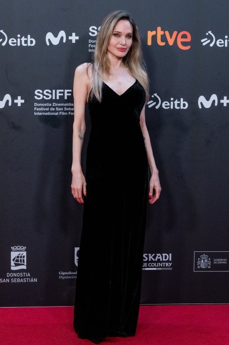 Лучшие образы Анджелины Джоли в 2025 году, фото